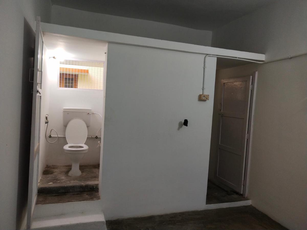Mayurapriya Inn Csennai Kültér fotó