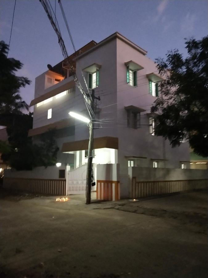 Mayurapriya Inn Csennai Kültér fotó